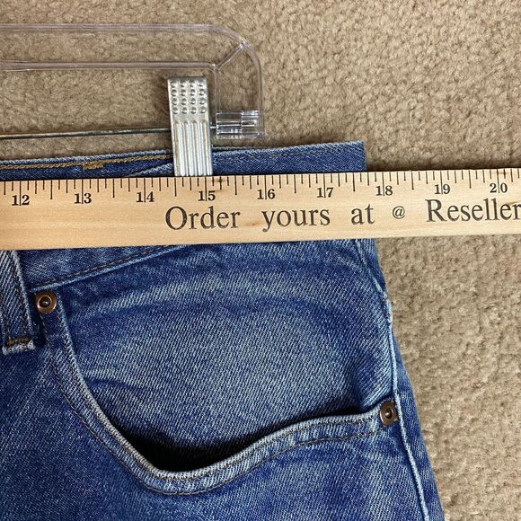 L.L.Bean Straight Leg Jeans Mens Size 36 x 30 Blue Medium Wash Denim Relaxed Fit - Picture 4 of 10